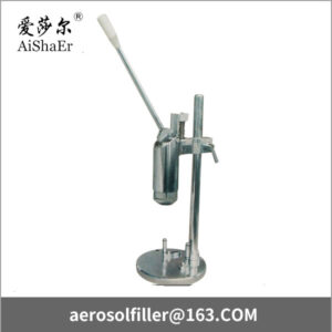 Manual capper